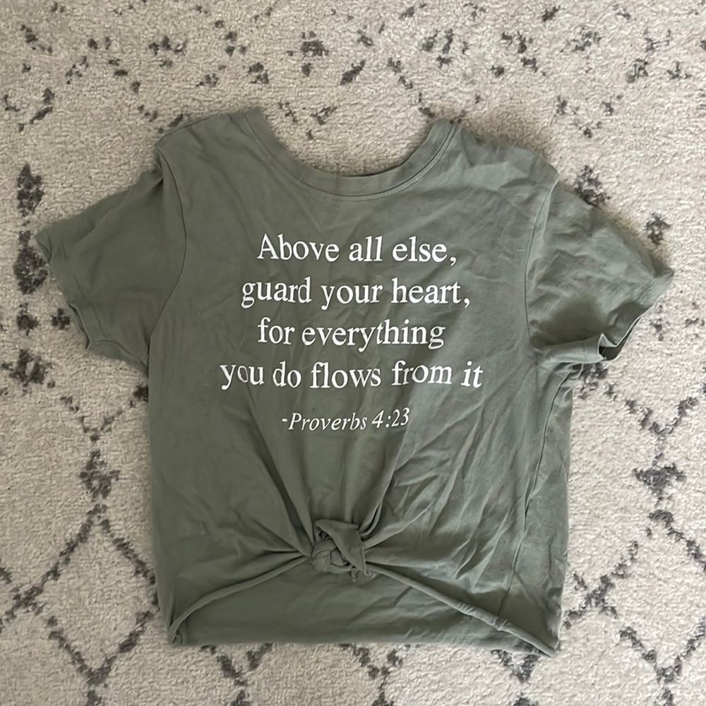 Graphic Cropped Tee